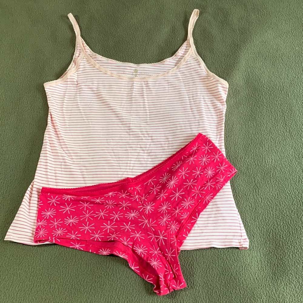 Victoria’s Secret organic pink and white tank top and boy shorts set.  Size M.